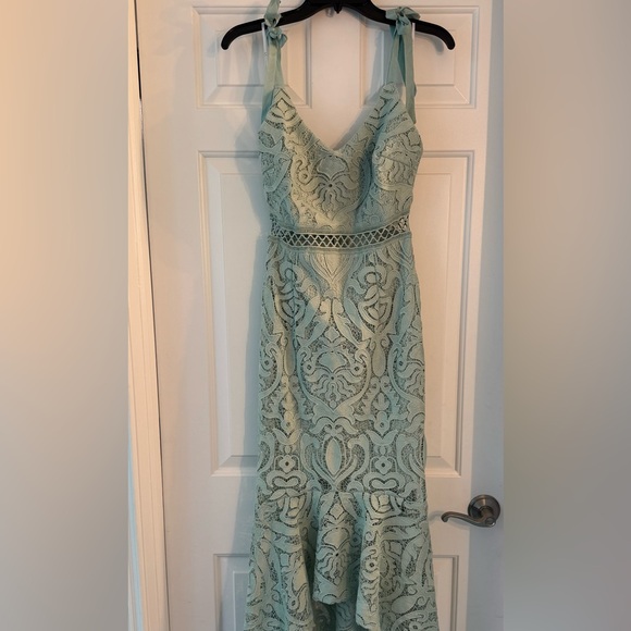 Beautiful Sage Green Lace Dress S Lulus 0 2 - Picture 4 of 7